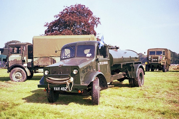 1942 Bedford OW VAV482