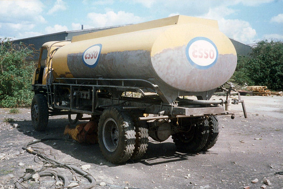 Esso Thames Trader