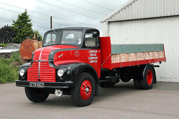 1954 Leyland Comet 90 STB662